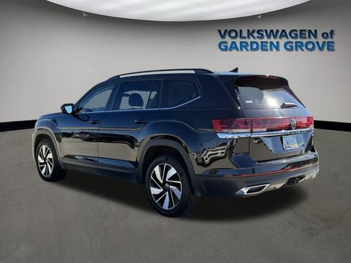 2024 Volkswagen Atlas 2.0T SE w/Technology 4MOTION