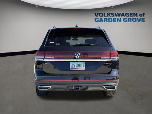 2024 Volkswagen Atlas 2.0T SE w/Technology 4MOTION