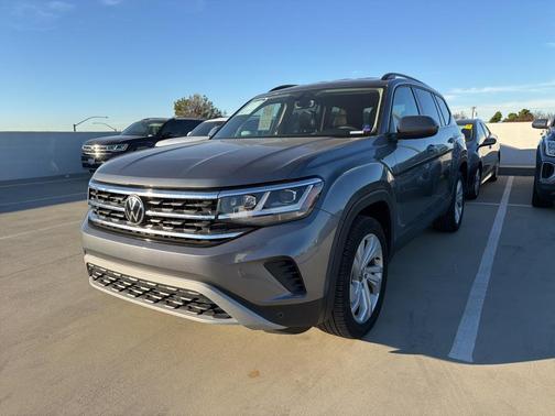 2022 Volkswagen Atlas 3.6L SE w/Technology