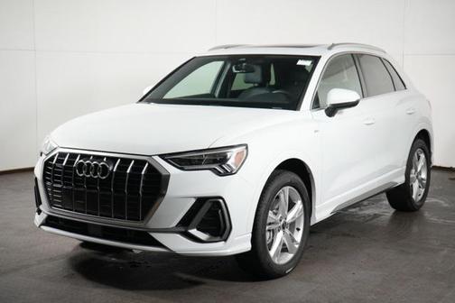 2024 Audi Q3 Premium Plus 45 TFSI S line quattro Tiptronic