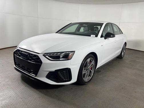 2023 Audi A4 Premium Plus 45 TFSI S line quattro S tronic