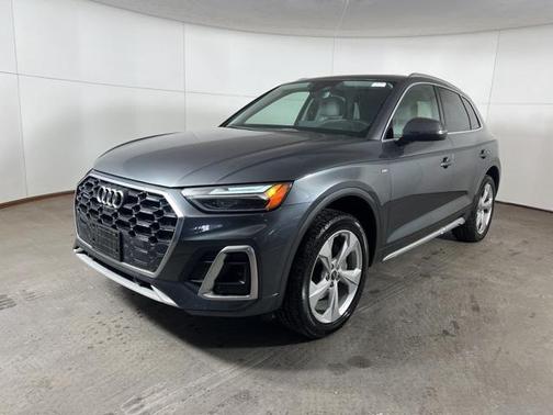 2022 Audi Q5 Premium Plus 45 TFSI S line quattro S tronic
