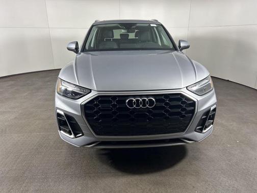 2023 Audi Q5 Premium Plus 45 TFSI S line quattro