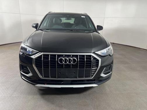 2022 Audi Q3 Premium 40 TFSI quattro Tiptronic