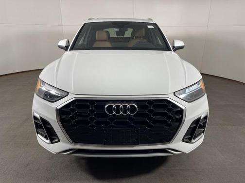 2022 Audi Q5 Premium Plus 45 TFSI S line quattro S tronic