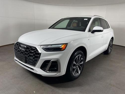 2022 Audi Q5 Premium Plus 45 TFSI S line quattro S tronic