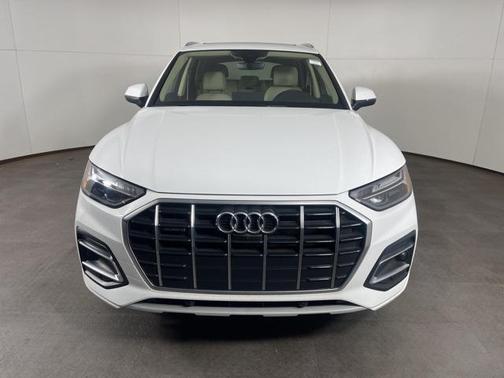 2022 Audi Q5 Premium Plus 40 TFSI quattro S tronic