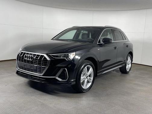 2024 Audi Q3 Premium Plus 45 TFSI S line quattro Tiptronic