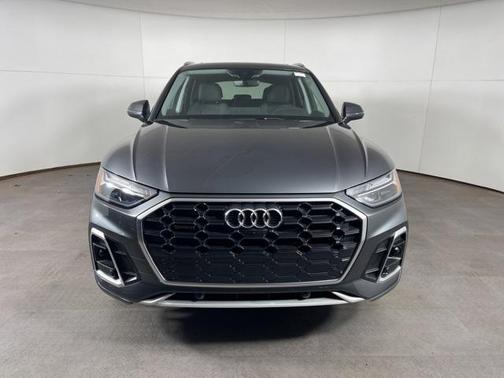 2025 Audi Q5 Premium Plus 45 TFSI S line quattro S tronic
