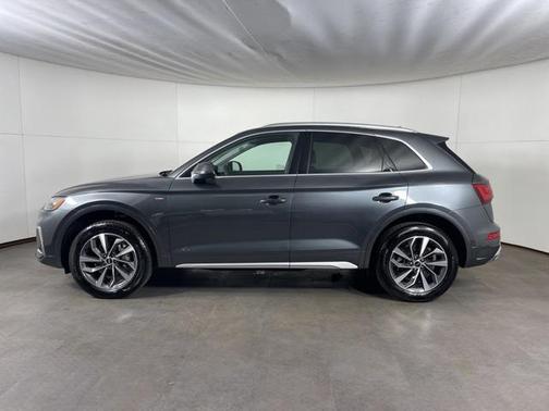 2025 Audi Q5 Premium Plus 45 TFSI S line quattro S tronic