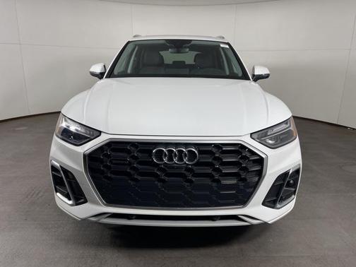2023 Audi Q5 Premium Plus 45 TFSI S line quattro
