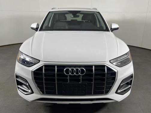 2023 Audi Q5 Premium 40 TFSI quattro S tronic