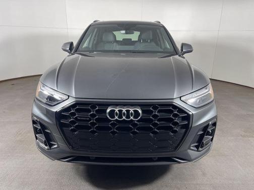 2025 Audi Q5 Premium 45 TFSI S line quattro