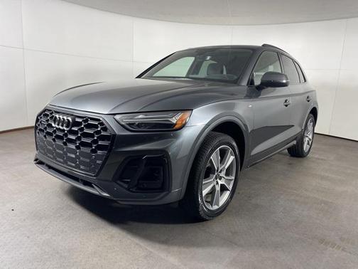 2025 Audi Q5 Premium 45 TFSI S line quattro