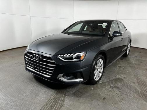 2023 Audi A4 Premium 40 TFSI quattro S tronic