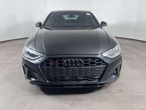 2022 Audi S4 Premium Plus TFSI quattro Tiptronic