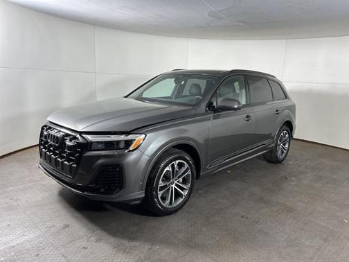 2025 Audi Q7 Premium Plus 45 TFSI quattro Tiptronic