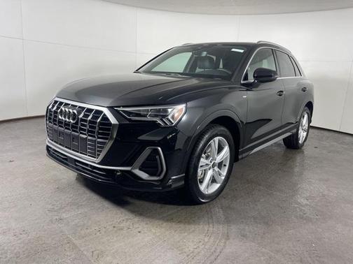 2024 Audi Q3 Premium Plus 45 TFSI S line quattro Tiptronic
