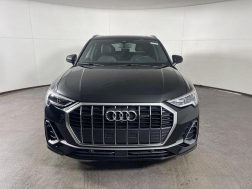 2024 Audi Q3 Premium Plus 45 TFSI S line quattro Tiptronic