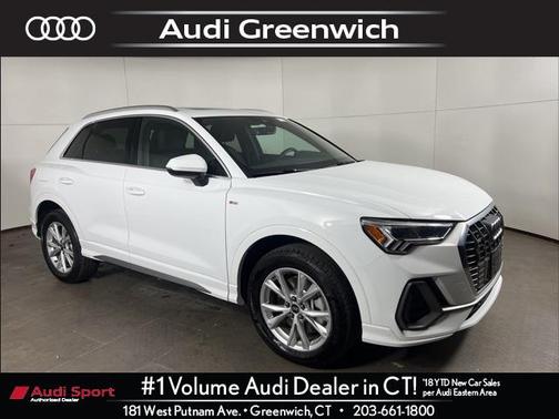 2025 Audi Q3 Premium 45 TFSI S line quattro Tiptronic