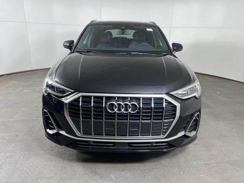 2024 Audi Q3 Premium Plus 45 TFSI S line quattro Tiptronic