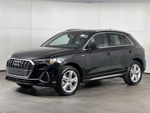2024 Audi Q3 Premium Plus 45 TFSI S line quattro Tiptronic