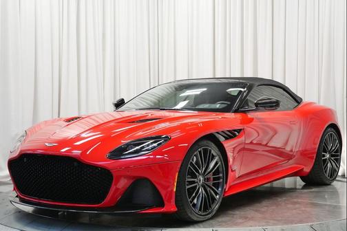 2023 Aston Martin DBS Volante
