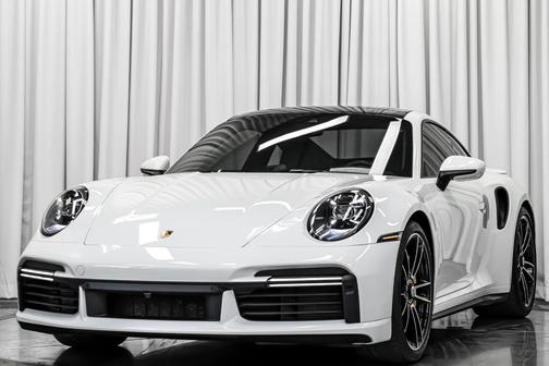 2021 Porsche 911 Turbo S