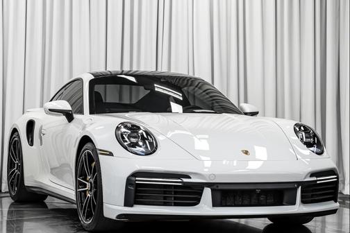2021 Porsche 911 Turbo S