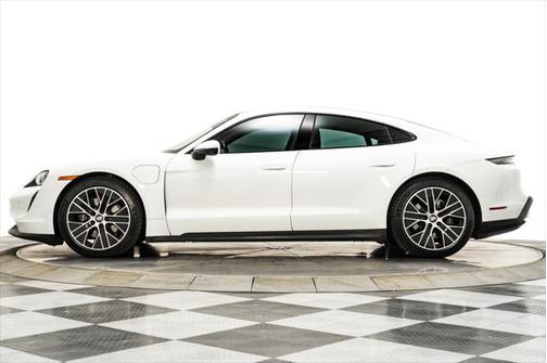 2021 Porsche Taycan Sedan