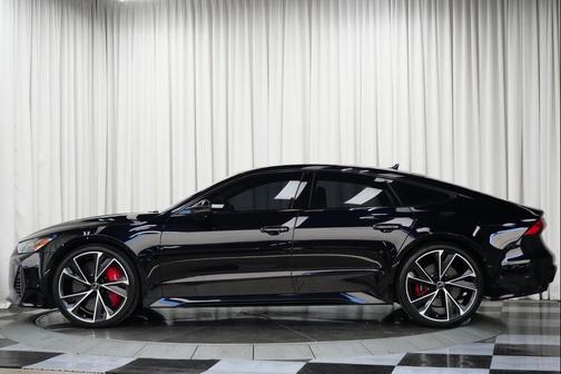 2023 Audi RS 7 4.0T