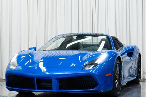 2017 Ferrari 488 Spider Base
