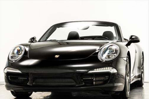 2013 Porsche 911 Carrera 4S Cabriolet