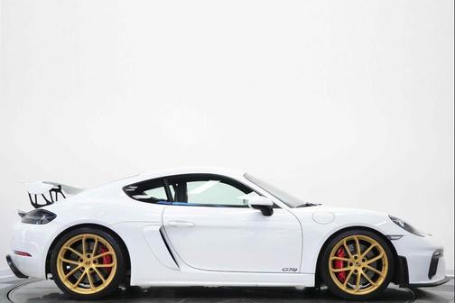 2020 Porsche 718 Cayman GT4