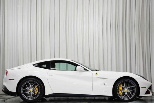 2015 Ferrari F12berlinetta Base