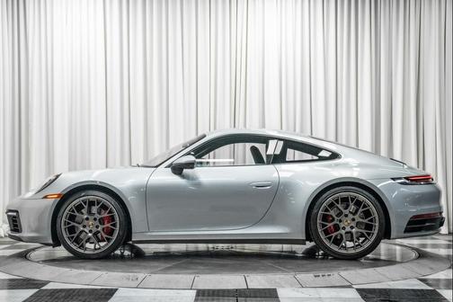 2021 Porsche 911 Carrera 4S