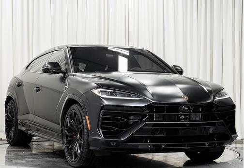 2025 Lamborghini Urus SE