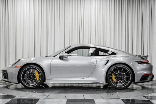 2024 Porsche 911 Turbo S