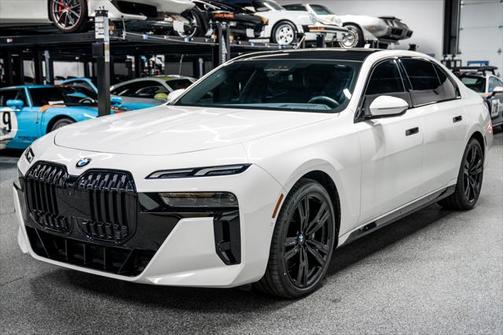 2023 BMW 760 i xDrive
