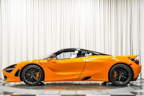 2019 McLaren 720S Base