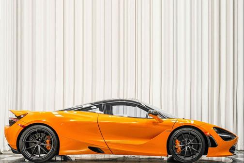 2019 McLaren 720S Base