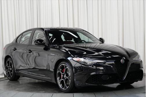 2023 Alfa Romeo Giulia Veloce RWD