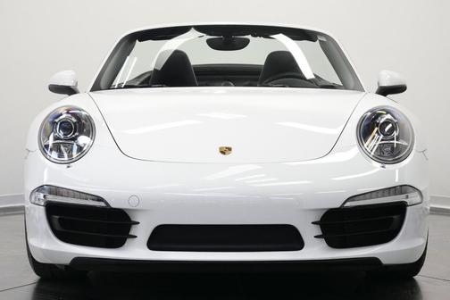 2013 Porsche 911 Carrera 4S Cabriolet