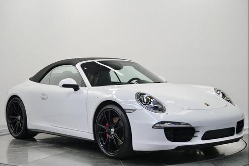 2013 Porsche 911 Carrera 4S Cabriolet