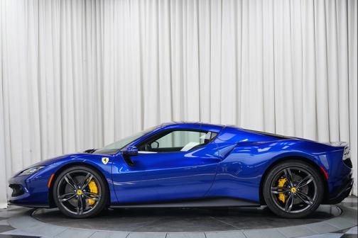 2025 Ferrari 296 GTS GTS