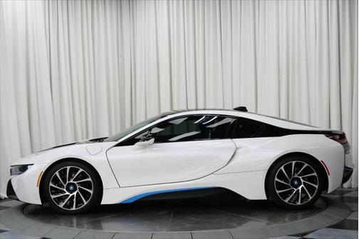 2016 BMW i8 Coupe