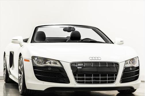 2011 Audi R8 5.2 quattro Spyder