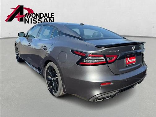 2023 Nissan Maxima SR