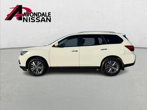 2020 Nissan Pathfinder S