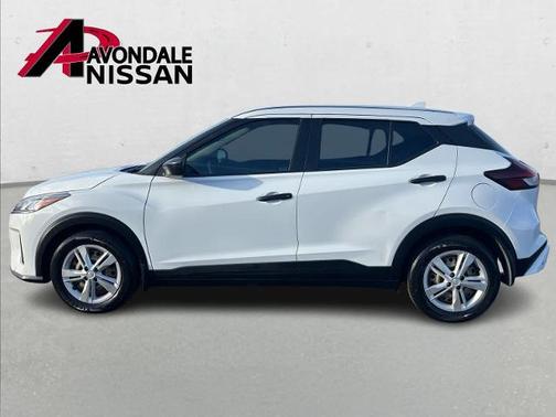 2023 Nissan Kicks S